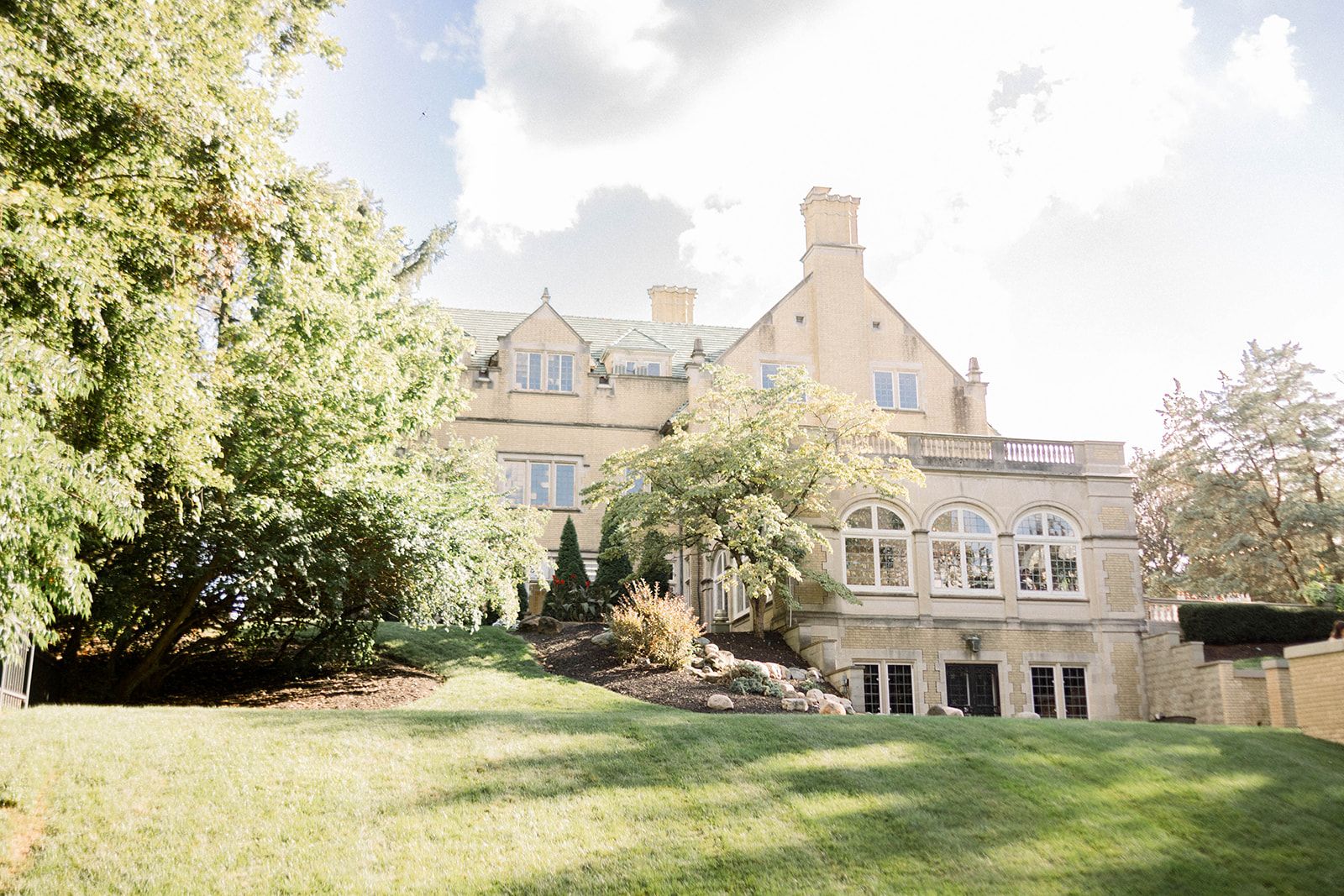Laurel Hall Indianapolis Wedding Venue