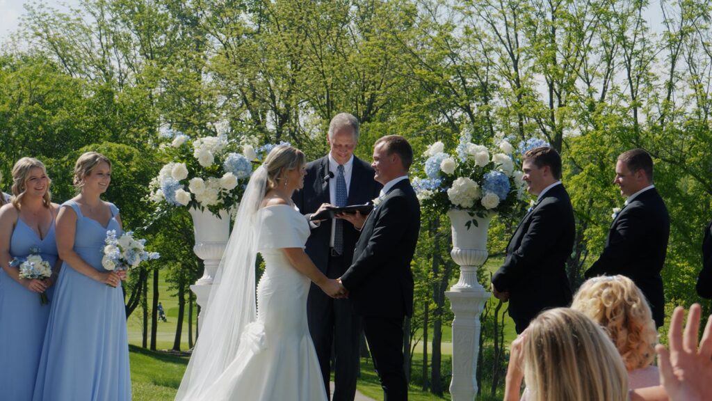 Chatham Hills wedding ceremony outside.