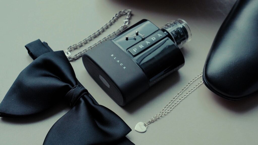 Black-Tie details at omni severin hotel wedding